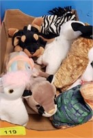 GROUP OF TY BEANIE BABIES