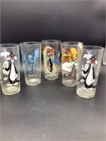 5 Vintage Looney Tunes Character Glasses