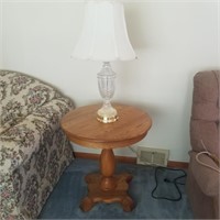 Round Oak Stand & table
