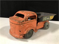 ANTIQUE LINCOLN TOY TRUCK