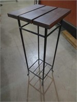 WOOD & METAL PLANT STAND TABLE