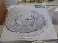 14" Cottage Lace Platter