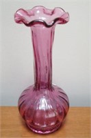 Cranberry glass fluted vase with pontil 7.5" high