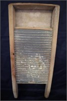 Vintage metal & wood wash 6.5x15.5H