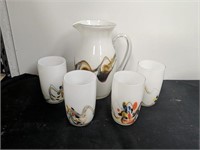 Beautiful glass Decor pitcher with (4) glasses