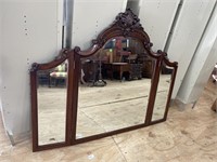 CARVED TRI-FOLDING CARVED MAHOGANY MIRROR