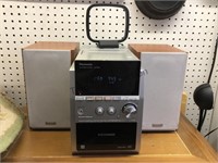 Panasonic 5CD Changer & Radio