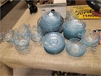 SET OF BLUE BUBBLE GLASS DISHES