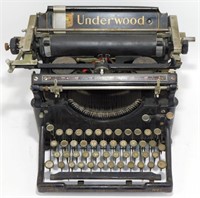 * Vintage Underwood Typewriter