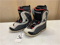 MENS SNOWBOARD BOOTS