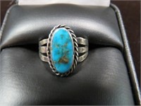 CHILDS STERLING TURQUOISE RING 2.6GR SIZE 3.5
