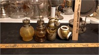 Lot of 2 electric lamps and 2 oil lamps.  Missing