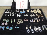 EARRING LOT