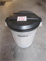 SMALL GARBAGE CAN