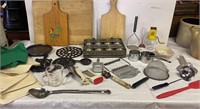 Box of misc retro kitchen gadgets and utensils