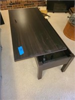 Coffee Table Has lift up Table to work form couch