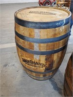 JACK DANIELS WHISKEY BARREL