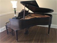 GORGEOUS HARDMAN BABY GRAND PIANO