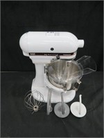 KITCHENAID WHITE ELEC C/T MIXER W BOWL & 4 ATTACH