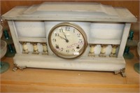 InGramham Mantle Clock