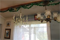 3 Chandiliers