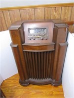 Vintage Philco Radio(powers on but no sound)