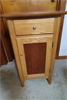 Solid Wood Cabinet w/Door/Drawer-32x18x18"