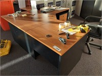 L Shaped Desk with 3 Drawer Pedestal