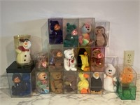 Lot of 19 Beanie Babies in Protective Boxes