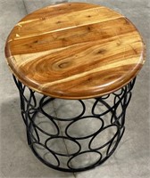 (L) Metal End Table With Wood Top. 21” x 17”