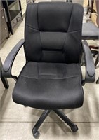 (L) Rolling Padded Desk Chair