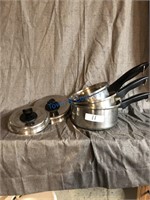 3 Pots w/Lids-Colonial Stainless Steel
