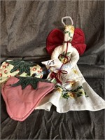 (2)Strawberry Potholders/Hand Towels-angel shape