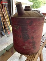 Red Metal Gas Can w/spout