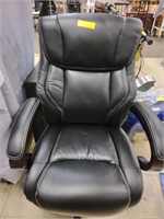 Lazy Boy Black Leather Rolling Office Chair some s
