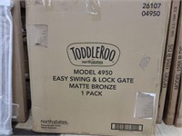 ToddleRoo Easy Swing & Lock Safety Gate Model: 495