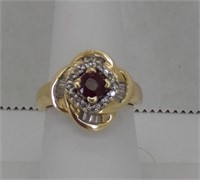 Gold Floral Ring with Ruby & Diamonds