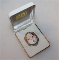10K White Gold Cameo Pin with Diamonds