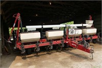 White 6108 8R Planter w/Market Cross Auger