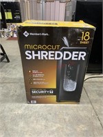 Members mark microcut shredder