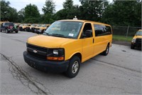 08 Chevrolet G3500 Express  Van YW 8 cyl  Started