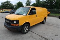 07 Chevrolet G2500  Van YW 8 cyl; Started