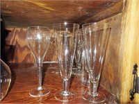 6 CHAMPAGNE FLUTES, GLASS COFFEE POTS, GLASS BAKE