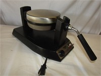 Warning Pro Professional Waffle Maker