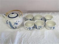 Chi King Stoneware Cups & 6" T Teapot