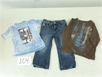 2 Toddler Shirts + Guess Jeans - Size 2T