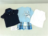 3 Baby GAP Toddler Shirts + Shorts - Size 2T