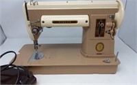 Singer 301A Sewing Machine w/case