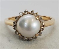 Women's Pearl and Diamond Ring Size 9