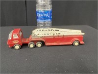 Vintage Metal Tonka Ladder Fire Truck Toy